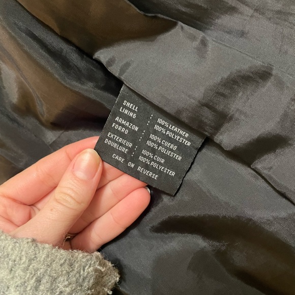 JLC Vintage Women's Black Leather Coat - Picture 3 of 6